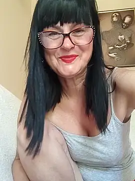 AliceSwan57 online show from May 26, 2026, 6:55 am