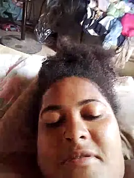 Snapshot of vaniyna chatting on February 19, 2026, 2:58 pm vaniyna online show from February 19, 2026, 2:58 pm