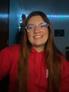 Snapshot of Vixroy7 chatting on February 18, 2026, 1:14 am Vixroy7 online show from February 18, 2026, 1:14 am