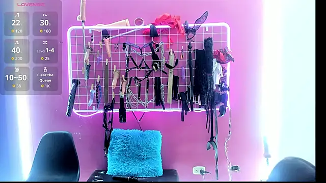 Slave Melany bdsm online show from February 17, 2026, 1:41 pm