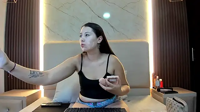 Snapshot of PalomaAguilarx69 chatting on February 26, 2026, 2:00 am PalomaAguilarx69 online show from February 26, 2026, 2:00 am