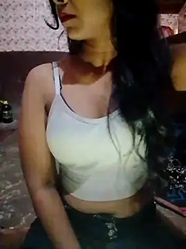 Snapshot of Ayesha_Khan1 chatting on April 8, 2026, 4:36 am Ayesha Khan1 online show from April 8, 2026, 4:36 am