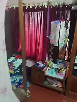 Snapshot of Little-Roshni chatting on March 1, 2026, 1:49 am Little-Roshni online show from March 1, 2026, 1:49 am