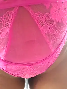 Snapshot of Barbieee1301 chatting on February 13, 2026, 8:58 am Barbieee1301 online show from February 13, 2026, 8:58 am