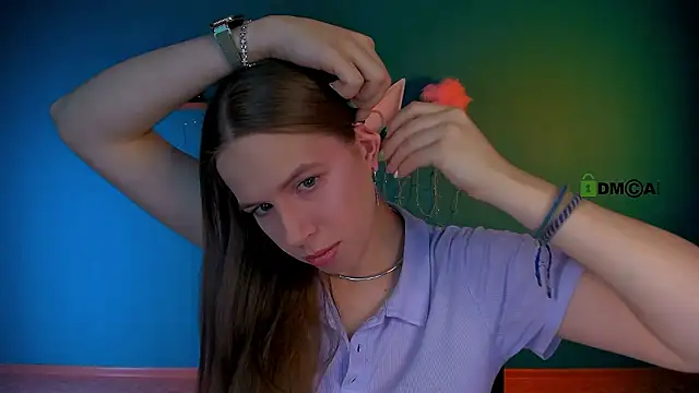 Snapshot of lumi_soft chatting on February 12, 2026, 9:42 am lumi soft online show from February 12, 2026, 9:42 am