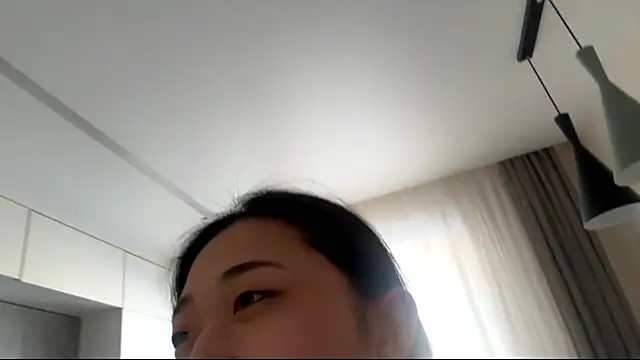 Snapshot of SweetMiaXO chatting on February 9, 2026, 11:03 pm SweetMiaXO online show from February 9, 2026, 11:03 pm