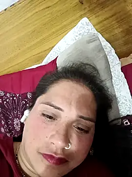 Snapshot of Cute-karisma1234 chatting on March 1, 2026, 3:12 pm Cute-karisma1234 online show from March 1, 2026, 3:12 pm