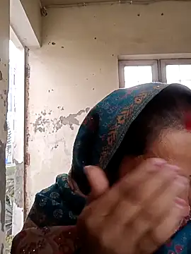 Snapshot of Cute-karisma1234 chatting on February 17, 2026, 1:47 am Cute-karisma1234 online show from February 17, 2026, 1:47 am