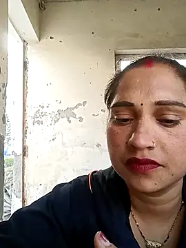 Snapshot of Cute-karisma1234 chatting on March 3, 2026, 1:56 am Cute-karisma1234 online show from March 3, 2026, 1:56 am