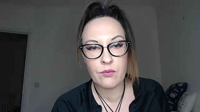 PsychicDominatrix online show from February 10, 2026, 8:24 am