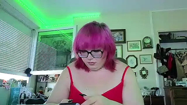 Snapshot of ProfaneHekate chatting on July 3, 2026, 2:45 pm ProfaneHekate online show from July 3, 2026, 2:45 pm
