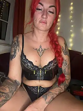 Snapshot of MrsRedFoxy chatting on June 30, 2026, 8:53 pm MrsRedFoxy online show from June 30, 2026, 8:53 pm