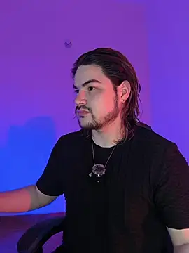 Snapshot of Derek_Vow chatting on February 5, 2026, 12:06 am Derek Vow online show from February 5, 2026, 12:06 am