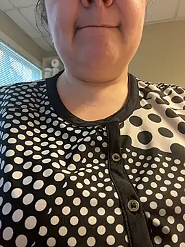 naughtynursejo online show from February 9, 2026, 9:13 pm