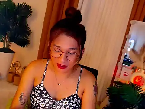 Snapshot of DianaRose69 chatting on February 8, 2026, 6:11 am DianaRose69 online show from February 8, 2026, 6:11 am