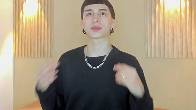 lian cameron online show from February 26, 2026, 3:39 am