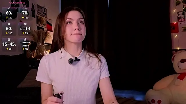 Kendaliby  online show from February 21, 2026, 2:24 am