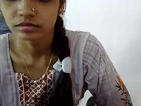 Kulsum S online show from March 8, 2026, 9:45 am