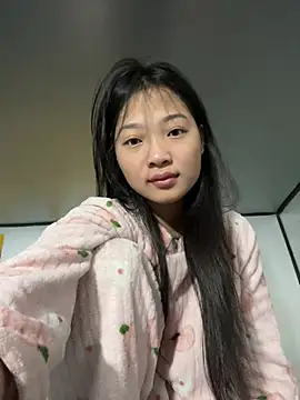 Lyn-be99 online show from March 13, 2026, 2:16 am