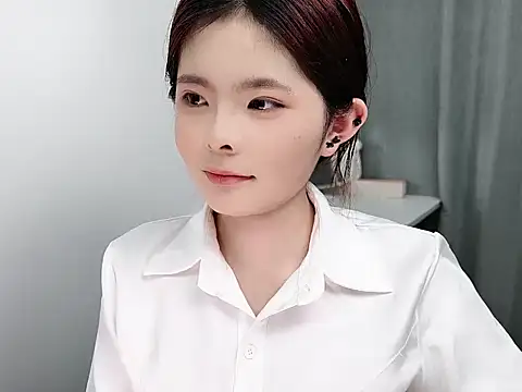 Snapshot of cherry-_-cherry chatting on February 28, 2026, 2:11 am cherry- -cherry online show from February 28, 2026, 2:11 am