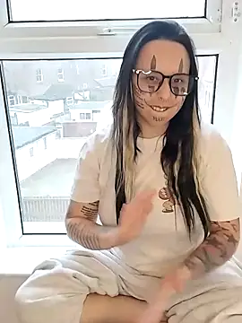 Snapshot of ThatAltGirl chatting on February 1, 2026, 12:58 pm ThatAltGirl online show from February 1, 2026, 12:58 pm