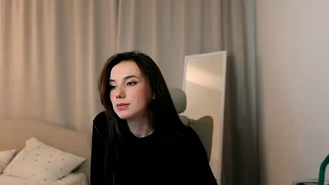 ssandralovin online show from February 23, 2026, 7:47 pm