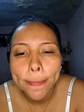 Snapshot of Daniela_Cruz_ chatting on February 28, 2026, 3:11 pm Daniela Cruz online show from February 28, 2026, 3:11 pm