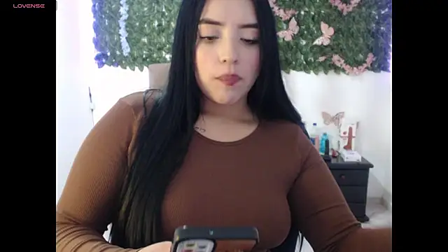 Snapshot of adara_cute_69 chatting on June 15, 2026, 7:24 pm adara cute 69 online show from June 15, 2026, 7:24 pm