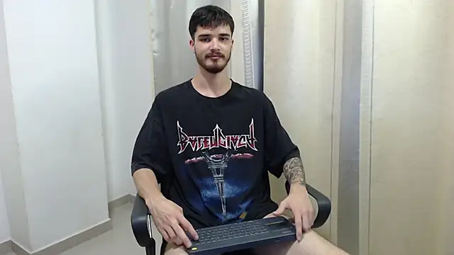 Snapshot of joseh0se chatting on February 25, 2026, 12:44 am joseh0se online show from February 25, 2026, 12:44 am