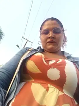 Snapshot of Adina_Skaly chatting on March 16, 2026, 10:45 pm Adina Skaly online show from March 16, 2026, 10:45 pm