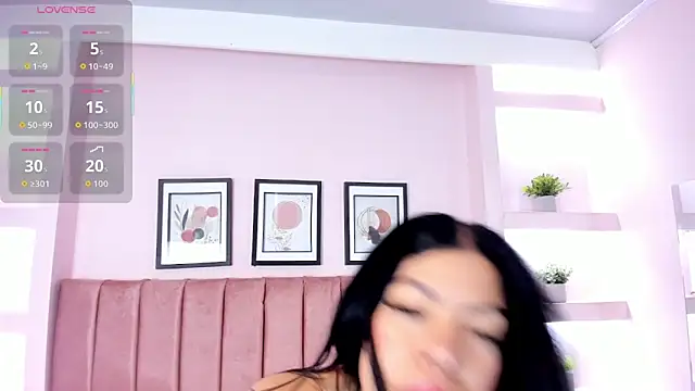 Sophia Salem online show from February 14, 2026, 12:05 pm