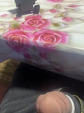Snapshot of dragon_ndragos chatting on May 15, 2026, 7:12 pm dragon ndragos online show from May 15, 2026, 7:12 pm