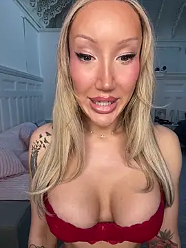 Allana29 online show from April 23, 2026, 7:26 pm