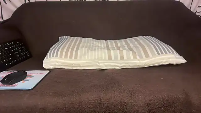 AfricanGodesss online show from March 27, 2026, 1:12 pm