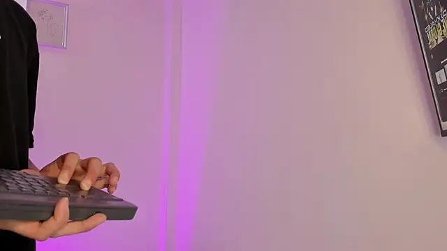 Snapshot of Vlad__night chatting on February 26, 2026, 3:39 am Vlad night online show from February 26, 2026, 3:39 am