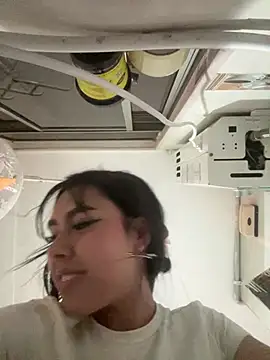 Snapshot of scarlett_pinkk1 chatting on February 13, 2026, 4:34 am scarlett pinkk1 online show from February 13, 2026, 4:34 am