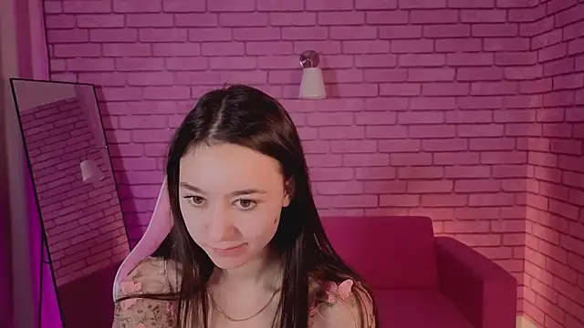 Nicole Brownie online show from February 21, 2026, 3:41 am