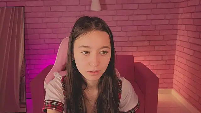 Nicole Brownie online show from February 11, 2026, 12:54 am