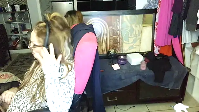 starandsky online show from April 5, 2026, 10:27 pm