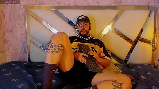 Benny and Mark online show from February 5, 2026, 4:08 am