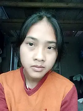 Snapshot of Hoa-tuylip chatting on February 1, 2026, 4:00 am Hoa-tuylip online show from February 1, 2026, 4:00 am