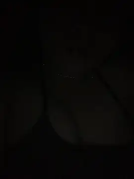 Snapshot of Hoa-tuylip chatting on February 16, 2026, 5:22 pm Hoa-tuylip online show from February 16, 2026, 5:22 pm