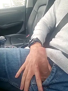 swiss man123 online show from February 28, 2026, 3:44 pm