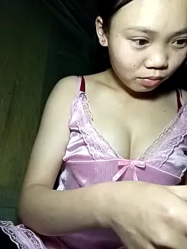 derylove  online show from February 23, 2026, 3:12 pm