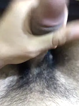 Snapshot of Nniiyakk chatting on February 6, 2026, 5:53 pm Nniiyakk online show from February 6, 2026, 5:53 pm