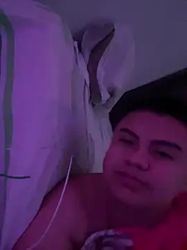 andresmahecha777 online show from February 18, 2026, 7:28 am