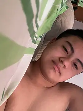 andresmahecha777 online show from February 6, 2026, 4:03 pm