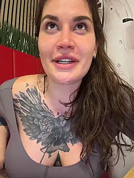 Snapshot of TattooGirlAlia chatting on April 2, 2026, 7:20 pm TattooGirlAlia online show from April 2, 2026, 7:20 pm