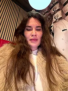 Snapshot of TattooGirlAlia chatting on January 14, 2026, 8:12 pm TattooGirlAlia online show from January 14, 2026, 8:12 pm