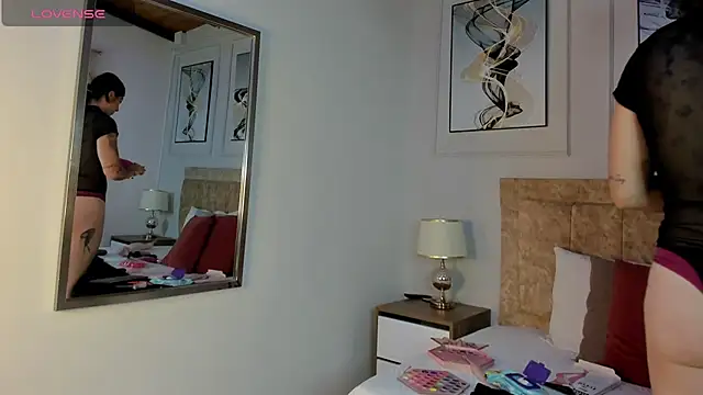 Snapshot of hanna_daze chatting on February 21, 2026, 11:45 am hanna daze online show from February 21, 2026, 11:45 am